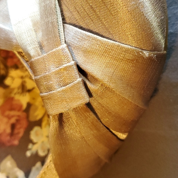Ladies Jellypop heels, size 9, gold fabric, low heel - Picture 11 of 12